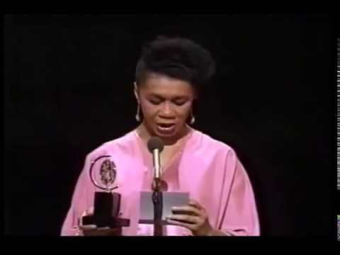 Mary Alice wins 1987 Tony Award for Best Featured Actress in a Play