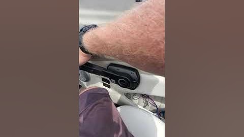 Easy Quicksilver 3000 handle removal. The 30sec way