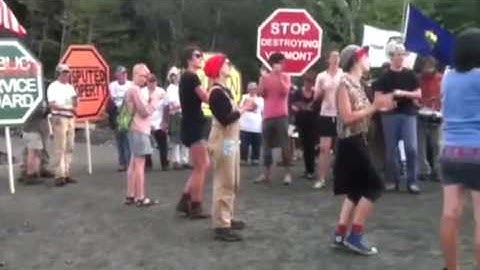 Raw Video: Dancing protesters block construction site