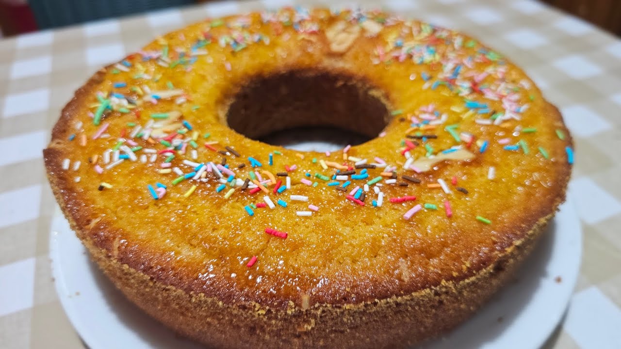Il ciambellone di Pasqua; una fetta tira l'altra e crea veramente dipendenza 😍👌 