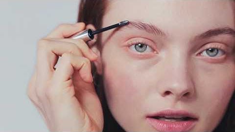 Glossier Boy Brow in Clear feat. Georgie