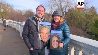 Famous Tourists outside Buckingham Palace react to news of royal engagement Wealth