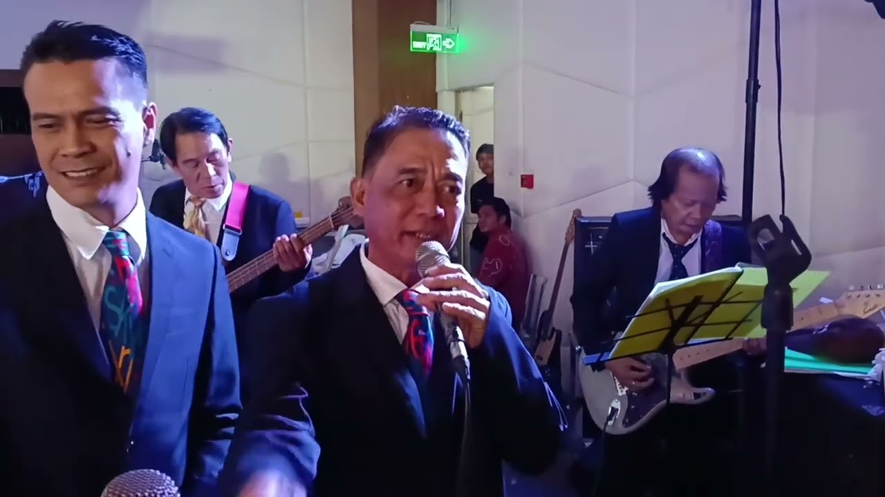 The Retro Band dinner music(cover)/sept 13, 2025