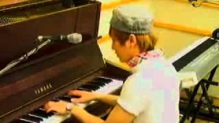 KTR110405@Leeteuk playing piano②