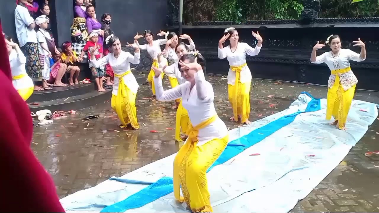 Ngayah Rejang #Odalan Pura Patirtan Jengglong