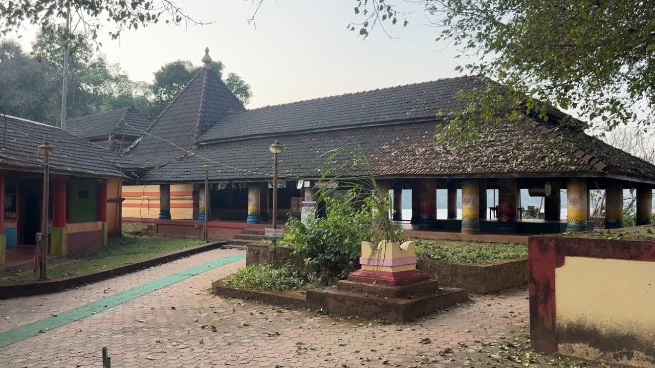 कोकणातली ‘गुढ’ मंदिरे, त्यांच्या पुराणकथा. 