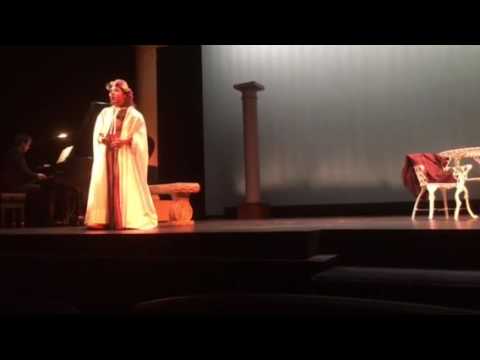 Rebecca Ramsey sings Anne's Aria from Merry Wives of Windsor auf YouTube ansehen Rebecca Ramsey sings Anne's Aria from Merry Wives of Windsor auf YouTube ansehen