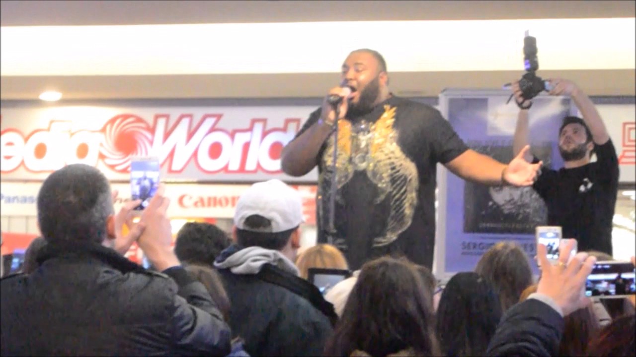 Sergio Sylvestre Con te Iper Montebello della Battaglia ( PV ) . YouTube Sergio Sylvestre Con te Iper Montebello della Battaglia ( PV ) . YouTube