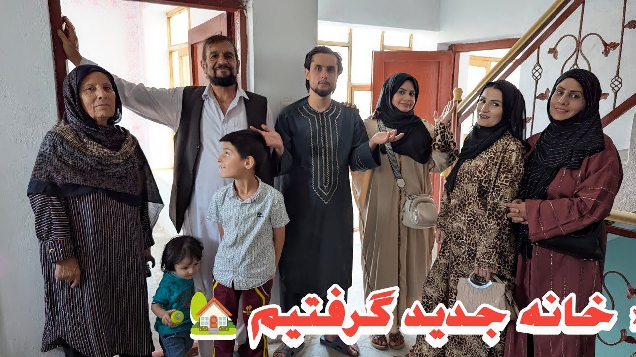 خوش بختانه به پای قدم نامزدی سهراب جان خانه جدید هم گرفتیم 🏡