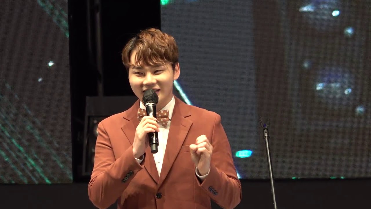 💢박서진,대구통일음악회👉반가운만남,얼마나보고싶었는지~대구코오롱야외음악당이 들썩들썩#캠코더영상#바보같은사나이 #밀어밀어#메들리#강원도아리랑  #세월베고길게누운구름한조각