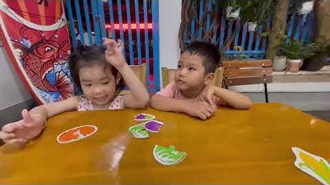 Tiếng Anh Giao Tiếp Phan Thiết: Misa and Benson practice talking about Vegetables