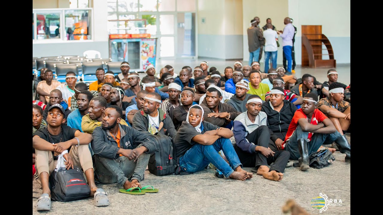 Dore uko abasirikare ba Congo bari kwinjira mu Rwanda 🔫🔫 Imbunda zose ...