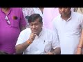 খগেন মুর্মু মহাশয় এবং শিলিগুড়ির বিধায়ক শ্রী শঙ্কর ঘোষ মহাশয়। তৃণমূলের দ্বারা হামলার শিকার হন।