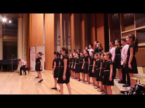 თბილისის ე. მიქელაძის სახ. ცენტრალური სამუსიკო სასწ. საგუნდო-სადირიჟორო გან. I-II-III კლასელთა გუნდი