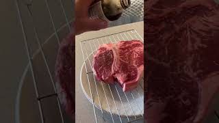 @EdwardsFoodGiant has their porterhizzles on sale! The ending has the final look! #beef #porterhouse