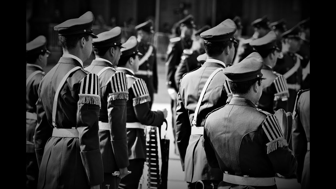 LOS ASOMBROSOS CARABINEROS DEL MÁS ALLÁ filestream