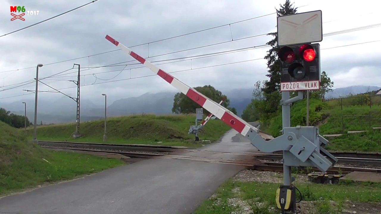 Železničné priecestie Lučivná (SK) - 26.7.2017 / Železniční přejezd / Railroad crossing