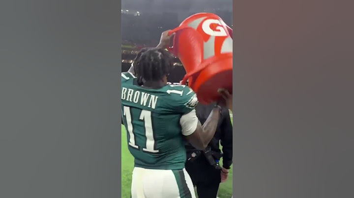 The moment the Philadelphia Eagles dump Gatorade on Coach Nick Sirianni in Super Bowl LIX 🥹 #shorts
