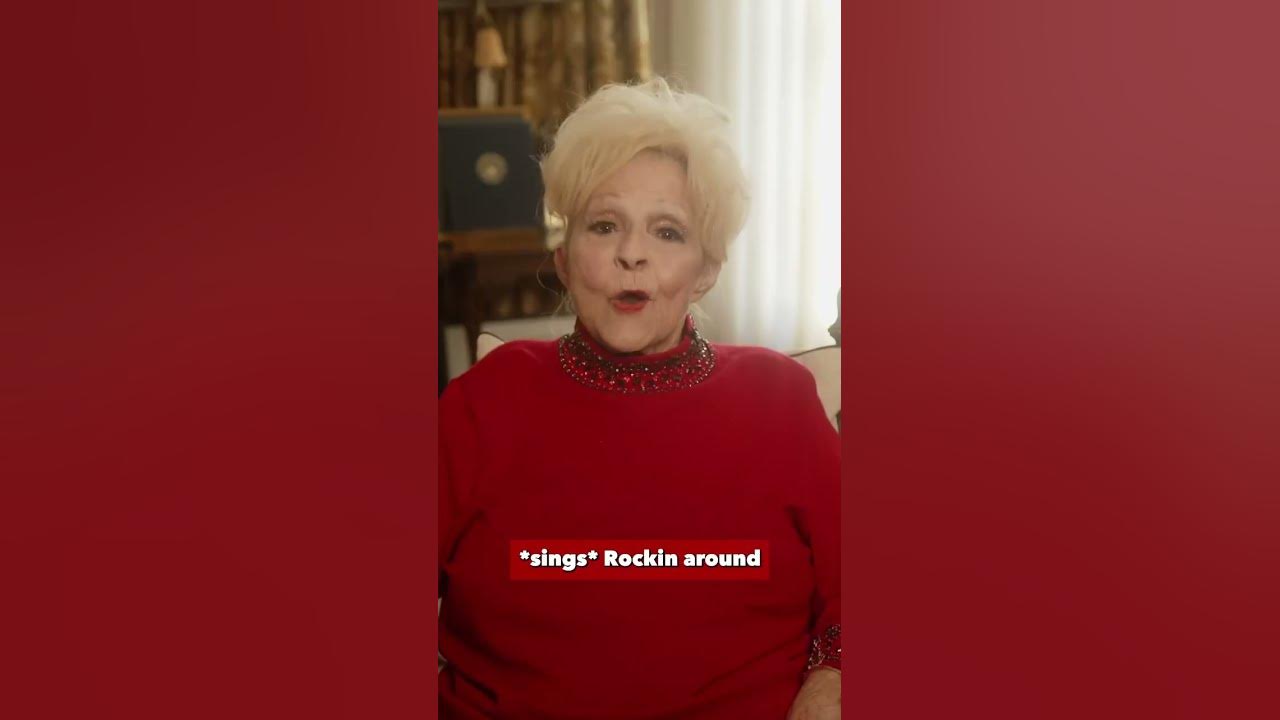 Brenda Lee sings 'Rockin Around The Christmas Tree'