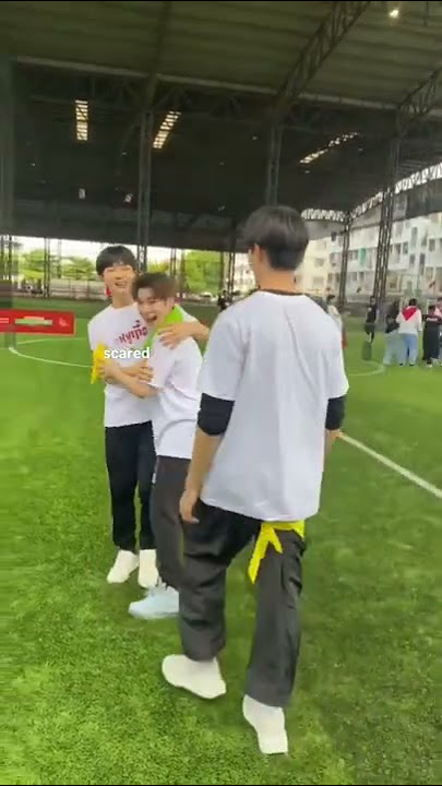 Zee is not jealous anymore 😅 #jellygang #zeenunew #maxnat #nunew #zeepruk #boylove #boyfriend