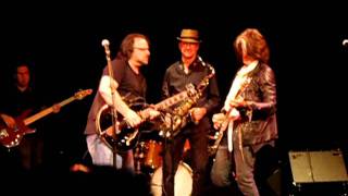 Joe Perry Plays Bob Dylan&#39;s Man of Peace in Woodstock, VT.