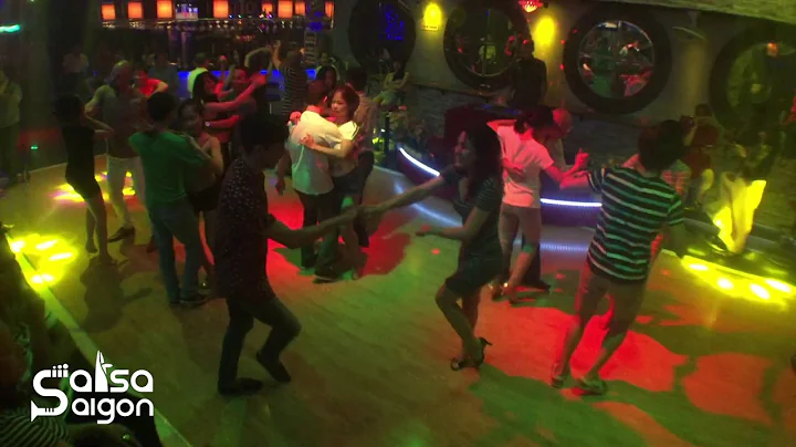 [ Salsa in Saigon ] - Marc Nguyen & My Tram - Bach...