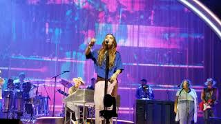 Lauren Daigle Tremble 2/29/20