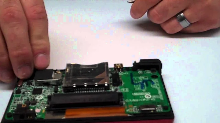 Repair DS Lite Lower LCD 2 of 2