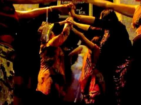 Sam & Tex Wedding - Tex sings to Sammy - YouTube