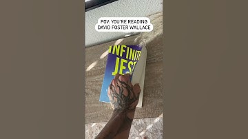 Reading Infinite Jest 😳 #shorts