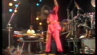 04 - Peter Tosh - Not Gonna Give It Up (Live) chords