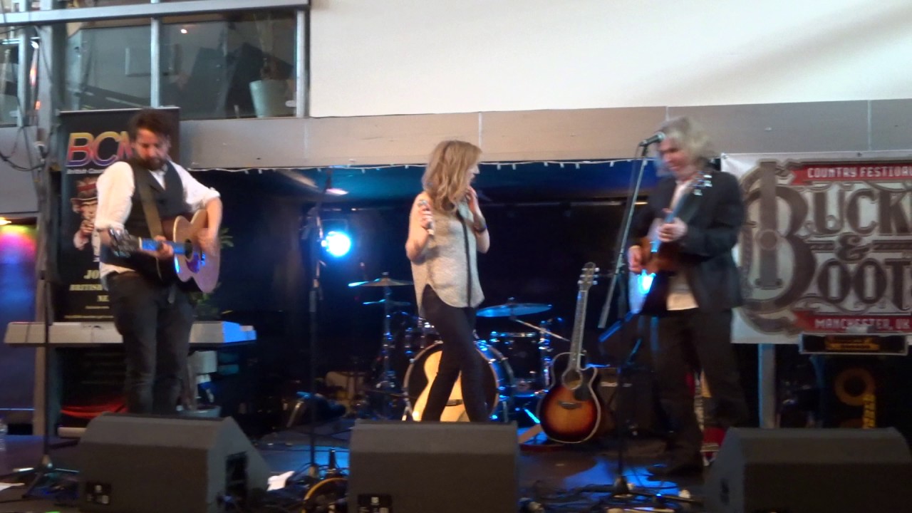 Ashton Lane. One Kiss Later