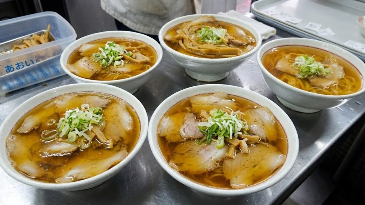 Only Open 3 Hours! Feeding Japan's Hardest Factory Workers