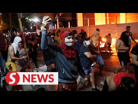 Paraguay pandemic response sparks violent protests