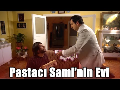 Sami ustanın evine
