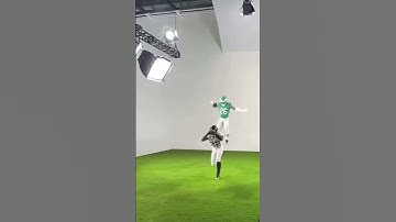 Thumbnail of Saquon Barkley filming for the Madden 26 cover 🔥￼