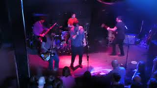 Art Brut - Kultfigur (live at The Haunt, Brighton)