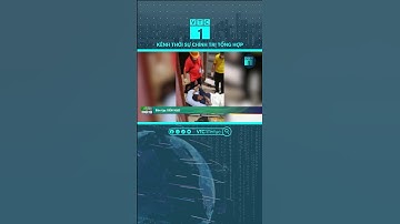 Cậu bé ngủ quên trong thùng container khi chơi trốn tìm | VTC1