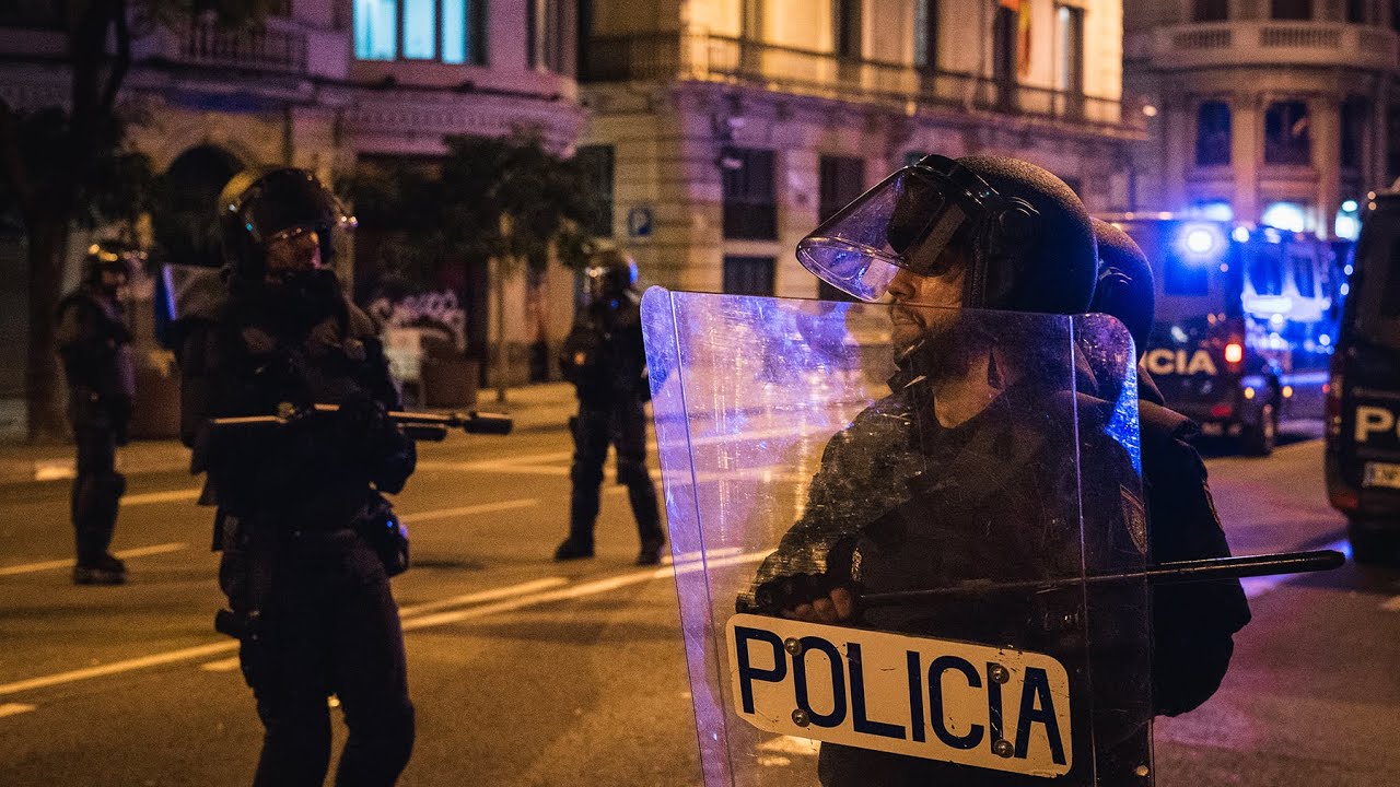Barcelona Riots 2019 - YouTube