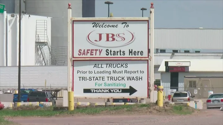 Gov. Walz Visits Worthington, Home To JBS Plant, D...
