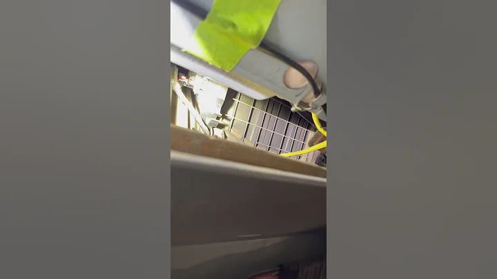 Tapping noise from dash? Mostly likely a bad hvac door actuator 🤷‍♂️ #automotive #cars #chevy