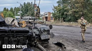 Ukraine war: graves found in city recaptured from Russians - BBC News