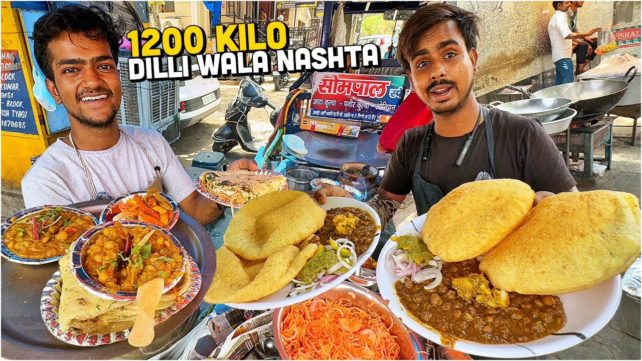 99/ Rs Delhi Street Food ka LEGEND Nashta 😍 Vivek Vihar DDA Chole