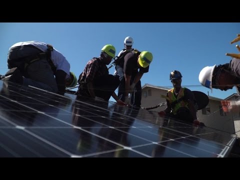 Vidéo: Panneaux Solaires en Mobile