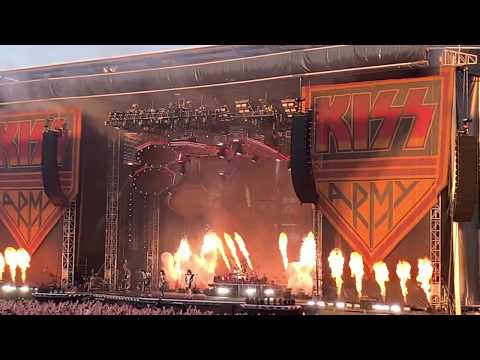 KISS Live in Essen 2019 Detroit Rock City komplett