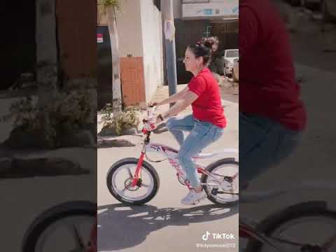 احسن واحده بتعمل تيك توك