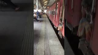 Colombo train