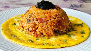 Spaceship Kimchi Fried Rice Recipe | How Korean makes Kimchi fried rice perfectly at Home