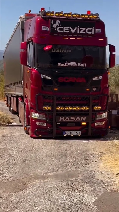 #transformers Scania trucks🚚🚚 so beautiful with#ladytrucker #scania #transformation #beautiful