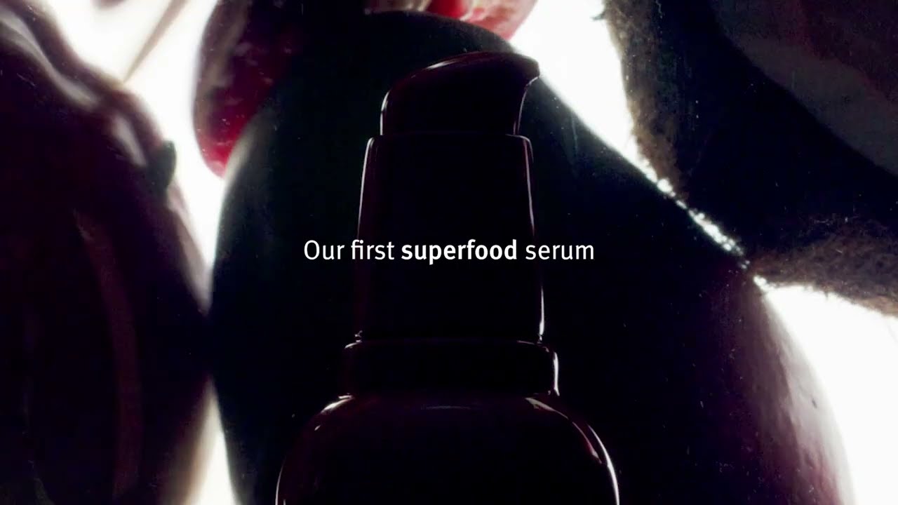 Hydrate Your Hair While You Sleep With The Nutriplenish™ Replenishing Overnight Serum | Aveda